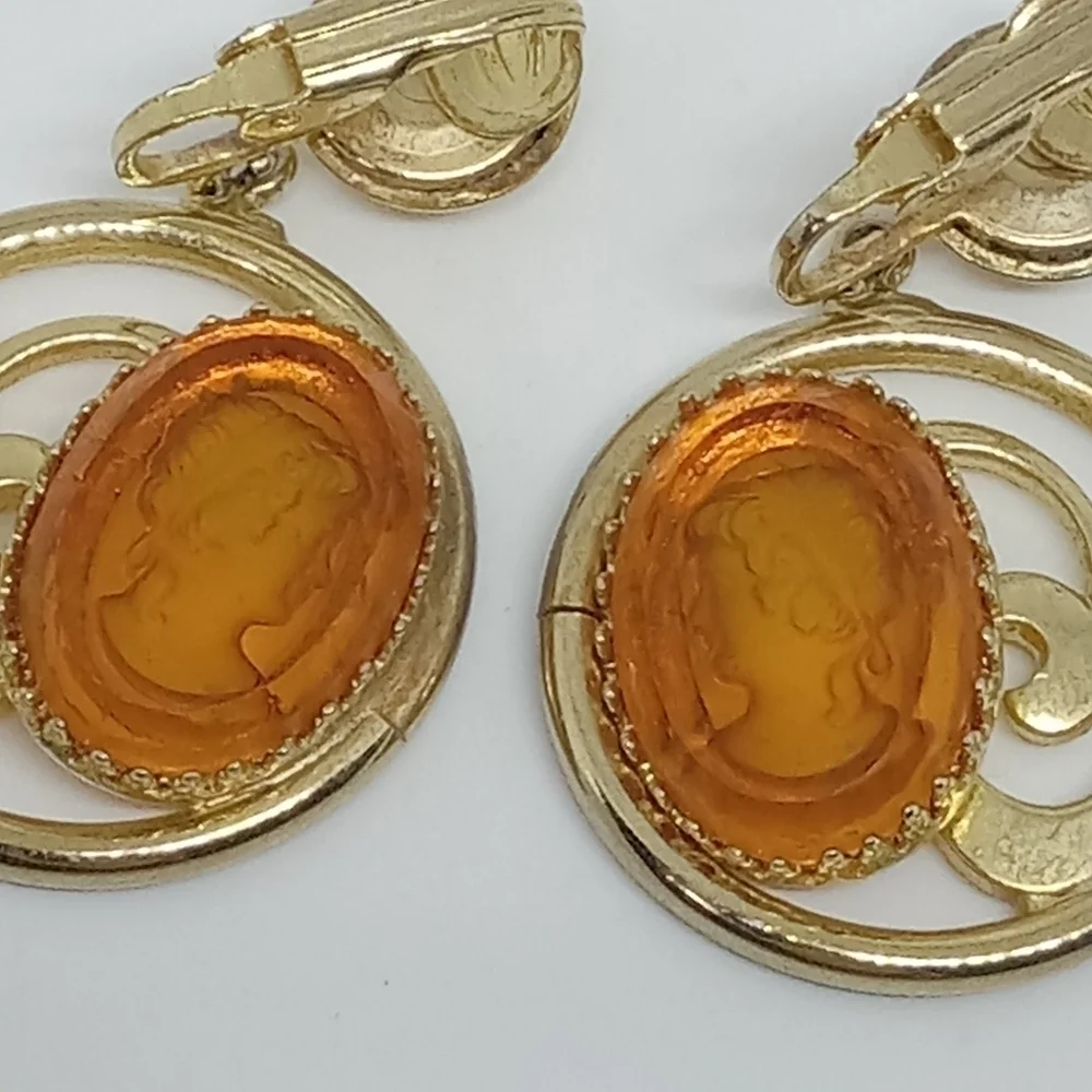 * vintage orange glass cameo reverse intaglio unique design clip on earrings